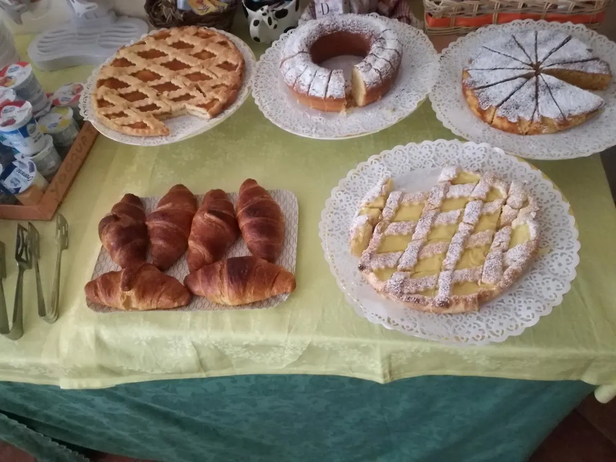 B&B Il Girasole - Rooms & House In Country - Air Conditioned - 1500 Meters From Historic Center Montepulciano Italy